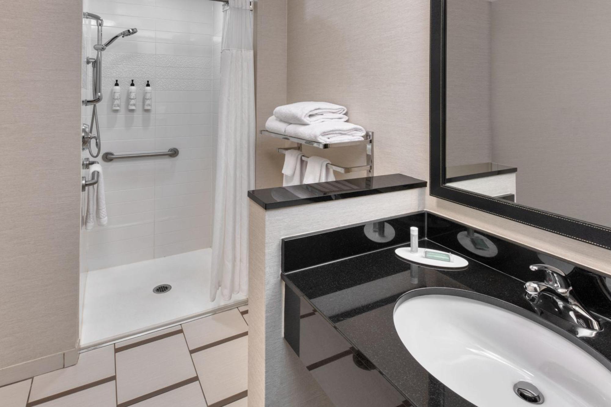 Fairfield Inn & Suites By Marriott Moncton Kültér fotó